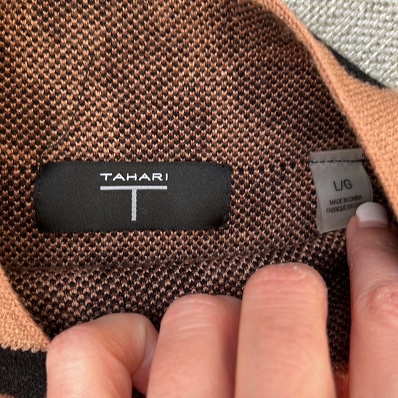 T Tahari Leopard Jacquard Sweater - Picture 3 of 8